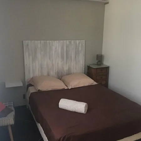 بيت ضيافة Le Mazet Du Pradet D'hotes *